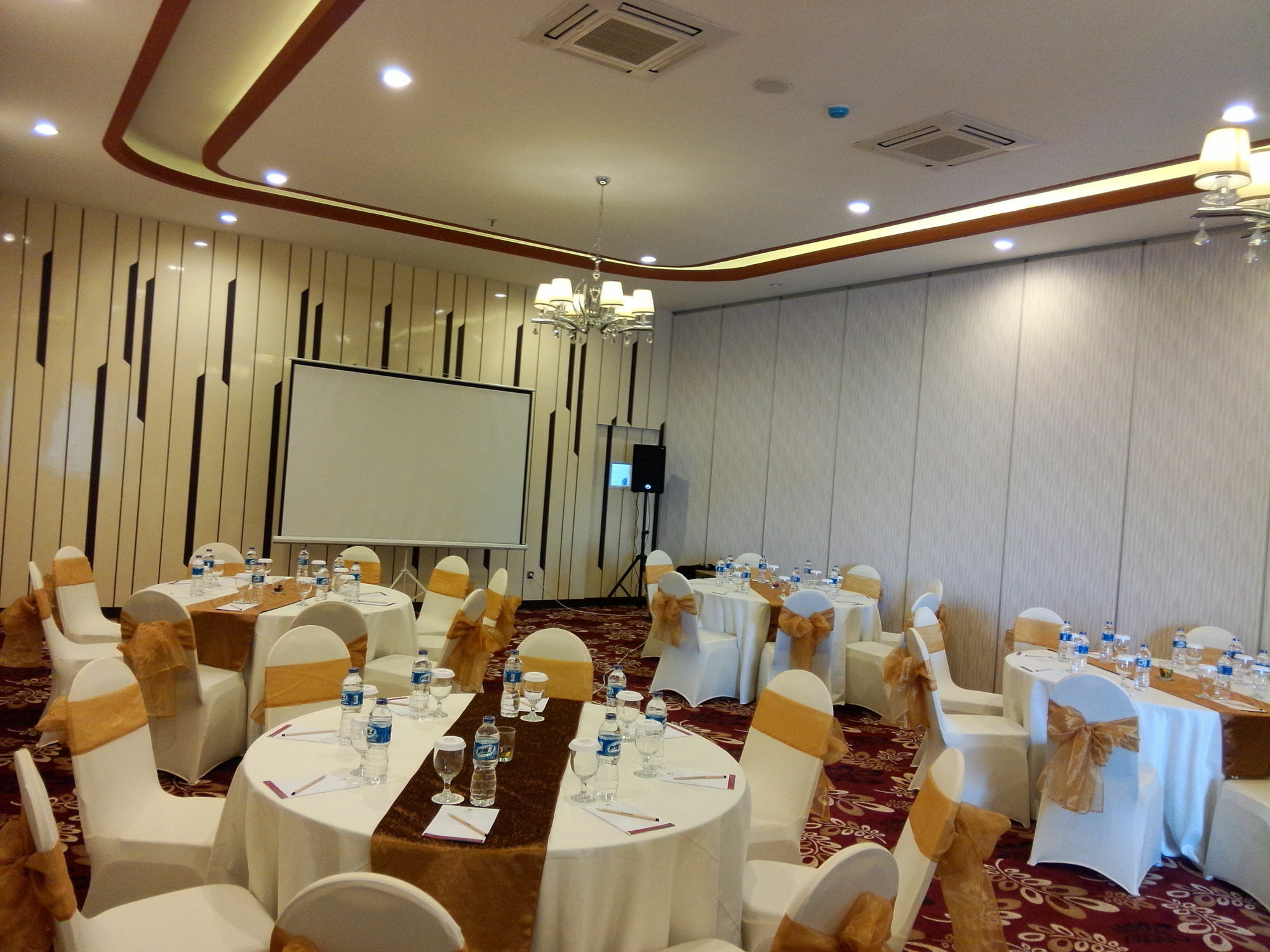 Agria Hotel Bogor Eksteriør bilde